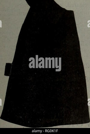 . Kanadische Forstindustrie 1910. Holzschlag; Wälder und Forstwirtschaft; Wald; Wald - zellstoffindustrie; Holz verarbeitenden Industrien. Für Arbeitnehmer, Arbeitgeber, wenn sie senden Sie uns eine Werbung für einen Mitarbeiter wir Lächeln, wenn Sie einen Stapel der Anwendungen, die Sie lächeln, wenn einem der Bewerber erhält die Position Er lächelt Kanada Lumberman und Woodworker TORONTO, Kanada erhalten. Siehe diese Markierung und Safe [registriert! /GARSS MACKINAW.. Alle "Carss" Mackinaws sind mit einer registrierten Label, was bedeutet, dass unsere Fabrik stellt die Kleider, und dass wir für die Durchführung der Tests, die verantwortlich mit der Bezeichnung Stockfoto