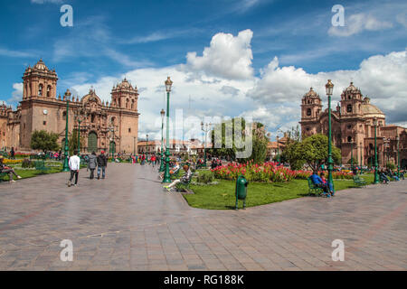 Blick auf die Plaza de Armas, dem Stadtzentrum von Cusco, Peru Stockfoto