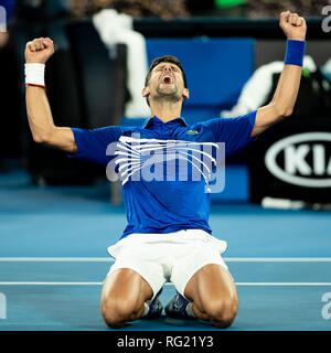 Melbourne, Australien. 27 Jan, 2019. Novak Djokovic aus Serbien gewann seinen siebten Titel bei den Australian Open 2019 Grand Slam Tennis Turnier in Melbourne, Australien. Frank Molter/Alamy leben Nachrichten Stockfoto