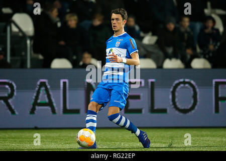 ALMELO, 26-01-2019, Polman Stadion, Saison 2018 / 2019, der niederländischen Eredivisie, PEC Zwolle Spieler Thomas Lam während des Spiels Heracles Almelo-PEC Zwolle. Stockfoto