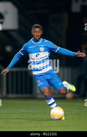 ALMELO, 26-01-2019, Polman Stadion, Saison 2018 / 2019, der niederländischen Eredivisie, PEC Zwolle player Kenneth Paal während des Spiels Heracles Almelo-PEC Zwolle. Stockfoto