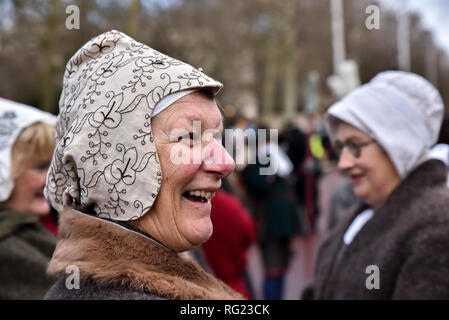 Die Mall, London, UK. 27. Januar 2019. Die Mitglieder des Englischen Bürgerkriegs Gesellschaft die Hinrichtung von Charles ist zu gedenken. Quelle: Matthew Chattle/Alamy leben Nachrichten Stockfoto