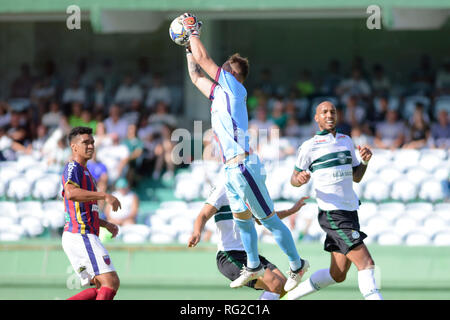 Curitiba, Brasilien. 27 Jan, 2019. André während Coritiba x Toledo. Gleiches gilt für die 3. Runde des Barcímio Sicupira Indiana Junior Cup des Campeonato Paraná 2019. Estádio Major Antonio Couto Pereira. Curitiba, PR. Credit: Reinaldo Reginato/FotoArena/Alamy leben Nachrichten Stockfoto