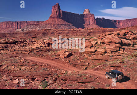 Leuchter Turm, White Rim Road, Insel im Himmel Bezirk, Canyonlands National Park, Utah, USA Stockfoto