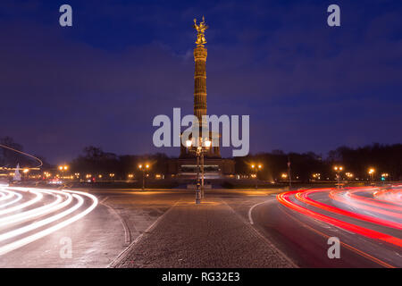 Berlin Siegessäule im Tiergarten/Berlin Siegessäule Stockfoto