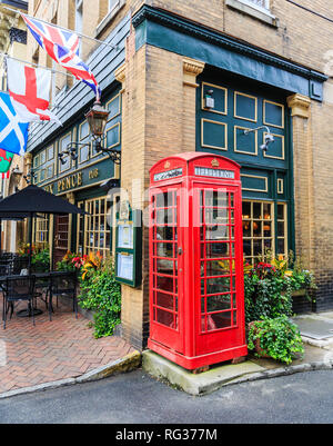 SAVANNAH, Georgia - Januar 8, 2016: Savannah ist die älteste Stadt in Georgien. Von der historischen Architektur und Parks zu den Stränden von Tybee, Savanne Stockfoto