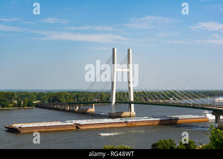 Der große Fluss Brücke über den Mississippi in Burlington, Iowa. Stockfoto