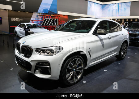 Brüssel - Jan 18, 2019: BMW X4 Auto präsentiert an der 97th Brüsseler Motor Show 2019 Autosalon. Stockfoto