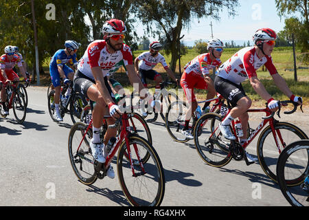 San Juan, Argentinien. 27 Jan, 2019. MENDOZA, Argentinien - 27. Januar: Radfahrer der Lotto Soudal Team, während theStage 1, 159,1 km Difunta Correa in der 37 Vuelta a San Juan 2019 Am 27. Januar 2019 in San Juan, Argentinien. Credit: Alexis Lloret/Alamy leben Nachrichten Stockfoto