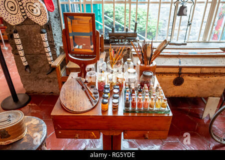 Das Studio im Casa Azul oder Blue House, in Mexiko City, das Museum Frida Kahlo gewidmet Stockfoto