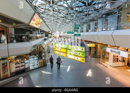 Berlin, Deutschland - 11. September 2018: Terminal A am Flughafen Berlin Tegel (TXL) in Deutschland. | Verwendung weltweit Stockfoto