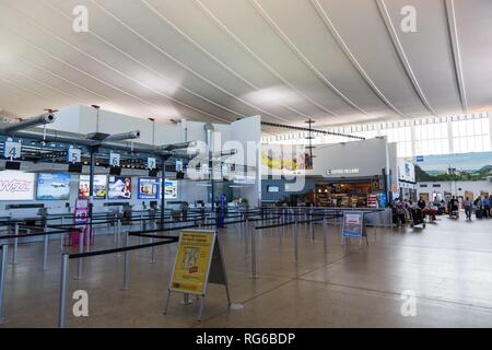 Memmingen, Deutschland - 18. Juni 2017: Terminal der Flughafen Memmingen (FMM) in Deutschland. | Verwendung weltweit Stockfoto