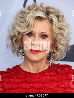 Los Angeles, USA. 27 Jan, 2019. LOS ANGELES, Ca, USA - 27. Januar: Schauspielerin Jane Fonda das Tragen einer Maison Valentino Kleid, Gismondi 1754 Juwelen, Roger Vivier Tasche und Sarah Feuerstein Schuhe kommt an der 25. jährlichen Screen Actors Guild Awards im Shrine Auditorium am 27. Januar 2019 in Los Angeles, Kalifornien, Vereinigte Staaten. (Foto von Xavier Collin/Image Press Agency) Quelle: Bild Presse Agentur/Alamy leben Nachrichten Stockfoto