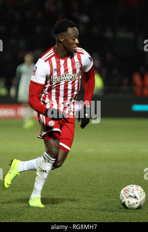 London, Großbritannien. 28 Jan, 2019. Mose Odubajo von Brentford in Aktion. Die Emirate FA Cup 4 runde, Barnet FC v Brentford am Bienenstock Stadion in Edgware, London am Montag, den 28. Januar 2019. Dieses Bild dürfen nur für redaktionelle Zwecke verwendet werden. Nur die redaktionelle Nutzung, eine Lizenz für die gewerbliche Nutzung erforderlich. Keine Verwendung in Wetten, Spiele oder einer einzelnen Verein/Liga/player Publikationen. pic von Steffan Bowen/Andrew Orchard sport Fotografie/Alamy Live news Credit: Andrew Orchard sport Fotografie/Alamy leben Nachrichten Stockfoto