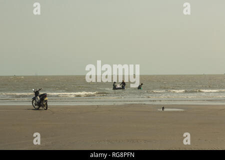 Can Gio Provinz. Vietnam, Jan. 28, 2019 illegale Sea Sand Baggern. Credit: Jasmin Krpan/Alamy leben Nachrichten Stockfoto