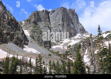 Colorado - Hallett Peak im Rocky Mountain National Park in den USA. Stockfoto