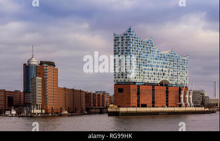 Ein Blick auf die modernen Konzertsaal in Hamburg, Deutschland; die Elbphilharmonie Gebäude. Stockfoto