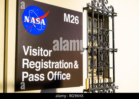 Februar 12, 2018 Mountain View/CA/USA - die NASA die Besucherregistrierung und Pass Büro Schild am NASA Ames Research Center in San francisc entfernt Stockfoto