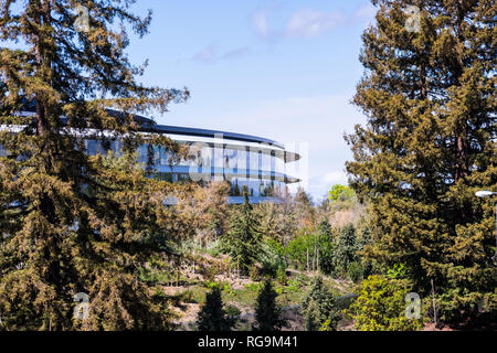 März 8, 2018 Cupertino/CA/USA - Das neue Apple Büros im Silicon Valley, South San Francisco Bay Area. Stockfoto