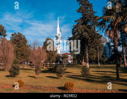 BATUMI, Georgien - Januar 11, 2019: Moderne Architektur in Batumi, Georgien Stockfoto