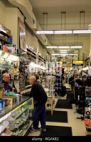 Innenansicht der zentralen Kamera Company, einem berühmten Chicago camera shop-in-the-Loop von Chicago, Illinois/USA. Stockfoto