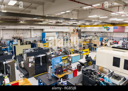 Juni 10, 2018 La Canada Flintridge/CA/USA - Innenansicht eines der Zimmer des Raumfahrzeugs Fabrication Facility, das Jet Propulsion Laboratorien Stockfoto