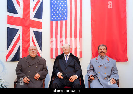 Wachsfiguren der Großen Drei: Winston Churchill, Franklin D. Roosevelt und Joseph Stalin während der Konferenz von Jalta im 4. bis 11. Februar 1945 im Neo Parco dei Renai Stockfoto