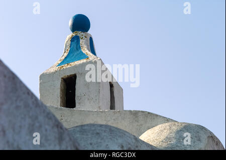 Schornstein in der Altstadt von Obidos, Portugal Stockfoto