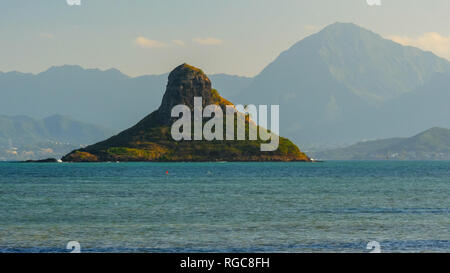 In der Nähe von mokolii Insel auf der Windseite der Insel Oahu. Stockfoto