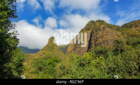 Eine totale des historischen Maui iao needle Stockfoto