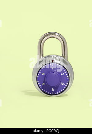 Master Lock Zahlenschloss foto Abbildung: Darstellung der häufigsten Passwort Stockfoto