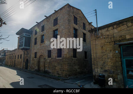 Das Äußere des Hadjigeorgakis Kornesios Herrenhaus in Nikosia, Zypern. Stockfoto