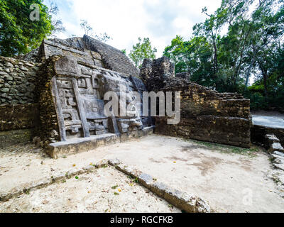 Mittelamerika, Belize, Halbinsel Yucatan, New River, Lamanai, Maya, Ruine, Lamanai Maske Tempel Stockfoto