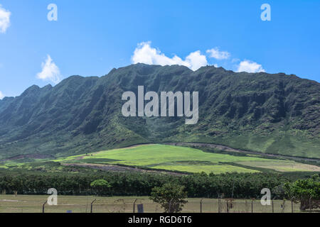 Ansicht der Waianae Berge im Westen von Oahu, Hawaii Stockfoto