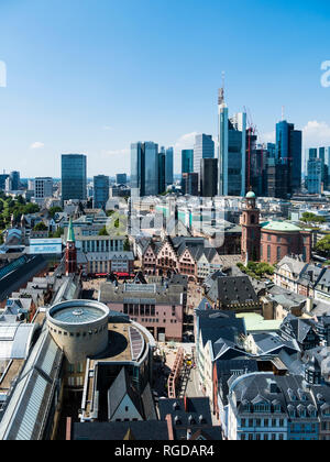 Deutschland, Hessen, Frankfurt, Skyline, Financial District, Altstadt, Roemer und Dom-Roemer Projekt Stockfoto