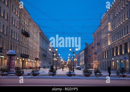 SAINT-Petersburg, Russland - 22. JANUAR 2019 Nacht Street View Stockfoto