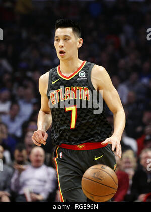 Los Angeles, Kalifornien, USA. 28 Jan, 2019. Atlanta Hawks Jeremy Lin (7) bei Aktionen während eines NBA Basketball Spiel zwischen Los Angeles Clippers und die Atlanta Hawks Sonntag, Januar 6, 2019, in Los Angeles. Credit: Ringo Chiu/ZUMA Draht/Alamy leben Nachrichten Stockfoto