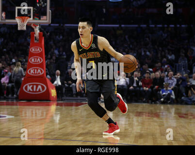 Los Angeles, Kalifornien, USA. 28 Jan, 2019. Atlanta Hawks Jeremy Lin (7) bei Aktionen während eines NBA Basketball Spiel zwischen Los Angeles Clippers und die Atlanta Hawks Sonntag, Januar 6, 2019, in Los Angeles. Credit: Ringo Chiu/ZUMA Draht/Alamy leben Nachrichten Stockfoto