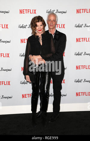 Hollywood, Ca. 28 Jan, 2019. Rene Russo, Dan Gilroy, im Velvet Kreissäge Premiere Screening Im Egyptian Theatre in Los Angeles, Kalifornien am 28. Januar 2019. Credit: Faye Sadou/Medien Punch/Alamy leben Nachrichten Stockfoto