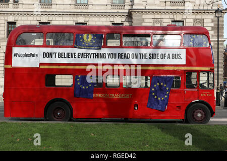 London, Großbritannien. 29. Januar 2019. Stop-Brexit-Bus, Parliament Square, London, Großbritannien. Quelle: Joe Kuis/Alamy Live News Stockfoto