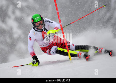 Michael Matt (AUT), Aktion, Single Action, Einzelbild, Ausgeschnitten, vollen Körper geschossen, die ganze Figur. Ski Alpin, Race, 79. Hahnenkamm Rennen 2019, Slalom der Männer, Männer, Kitzbühel, Hahnenkamm, 26.01.2019. | Verwendung weltweit Stockfoto