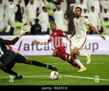 Januar 29, 2019: Hamid Ismail von Katar zum zählenden 4-0 in der 90. Minute während Qatar v VAE an der Abu Dhabi in Abu Dhabi, Vereinigte Arabische Emirate, AFC Asian Cup, asiatische Fußball-Meisterschaft. Ulrik Pedersen/CSM. Stockfoto