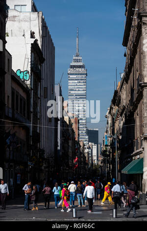 Der Torre Latinoamericana, in der Innenstadt von Mexico City Stockfoto