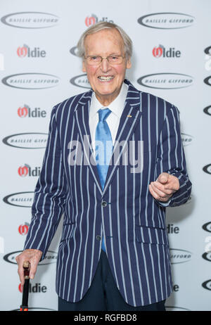 Nicholas Parsons ankommen für die Oldie des Jahres Auszeichnungen bei Simpson's in The Strand, London. Stockfoto