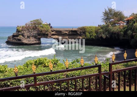 Reine tana Lot Tempel - Bali Indonesien Asien Stockfoto