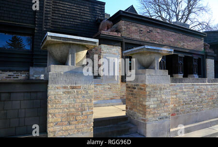 Die Ansicht von Frank Lloyd Wrights Haus und Studio von Unternehmen Eingang Seite in Oak Park. West Side von Chicago USA Illinois. Stockfoto