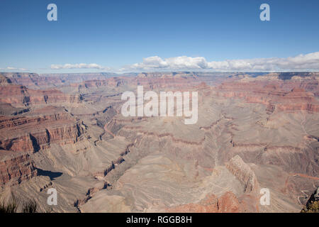 Blick auf den Grand Canyon aus Pima Point Pima ist der letzte Punkt entlang dem West Rim Drive, obwohl die Straße weiter 1,5 km weiter, an Ihrem Ende Stockfoto