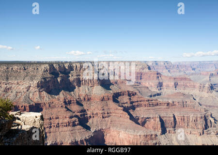 Blick auf den Grand Canyon aus Pima Point Pima ist der letzte Punkt entlang dem West Rim Drive, obwohl die Straße weiter 1,5 km weiter, an Ihrem Ende Stockfoto