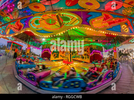 Nacht am Manatee County Fair am Manatee County Fairgrounds in Palmetto Florida Stockfoto