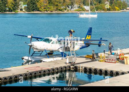 Mit dem Wasserflugzeug, Coal Harbour, Vancouver, British Columbia, Kanada Stockfoto